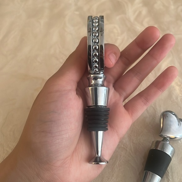 Reusable Wine Cork Bottle Wine Stopper Top Closer Seal will get all 3 of them - Picture 5 of 14